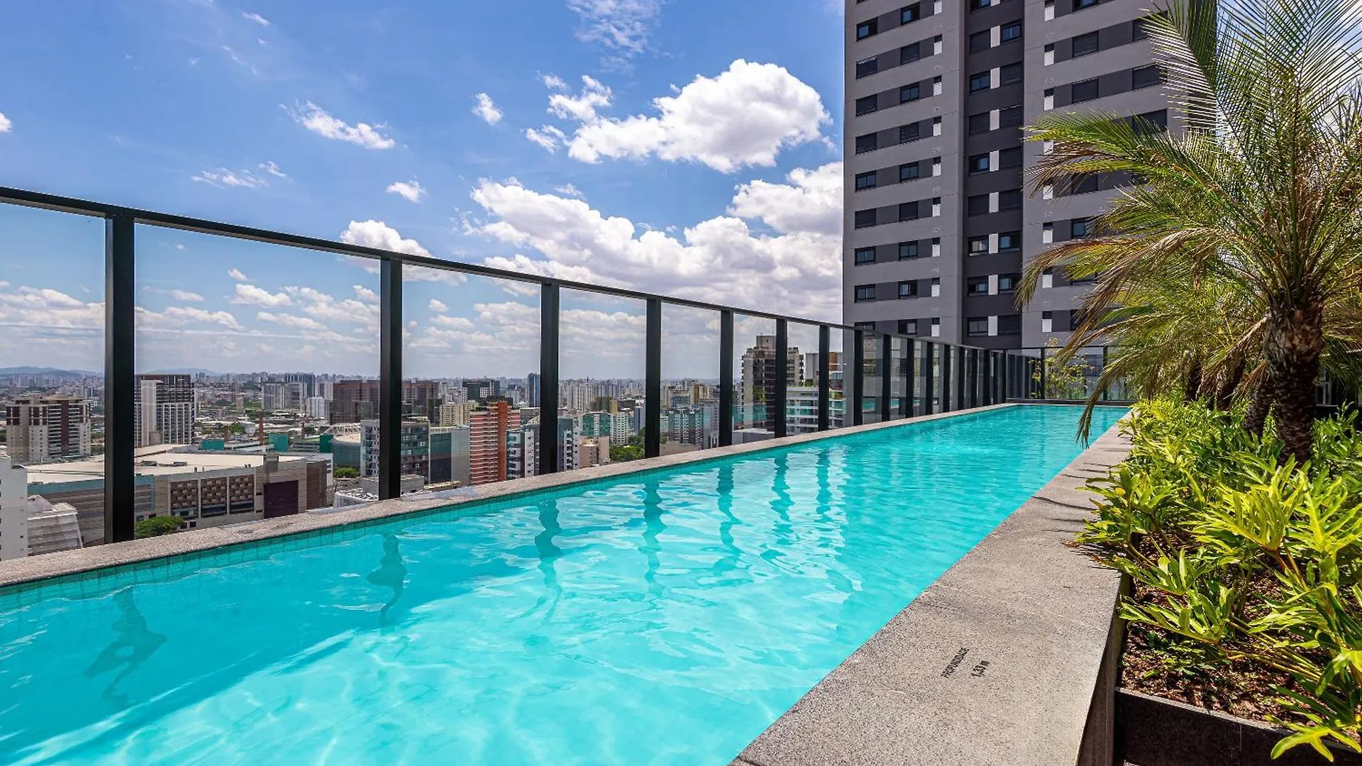 Roomo Pompeia Residencial São Paulo Brasil